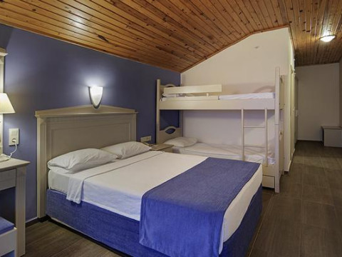CLUB TURTAS BEACH HOTEL