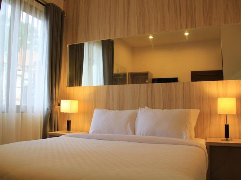 CLV Hotel & Villas