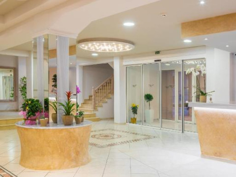 CNic Gemini Hotel (Corfu)
