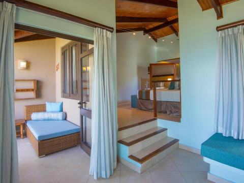 Coco de Mer Hotel and Black Parrot Suites Resort