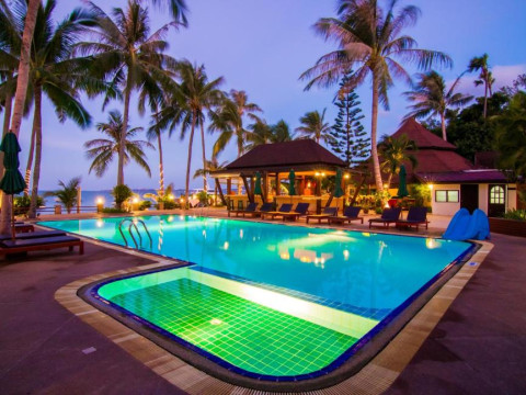 Coco Palm Beach Resort