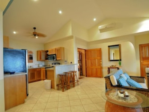 COCOMAR RESIDENCES & BEACHFRONT RESORT