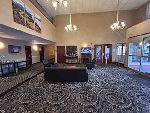 COMFORT SUITES PORTLAND SOUTHWEST