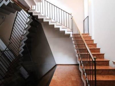 Comfortable Apartment Cavour Square