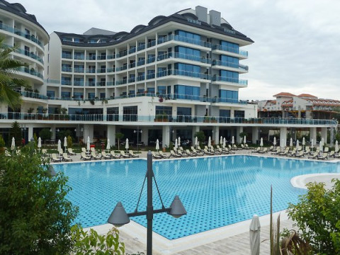 Commodore Elite Suites