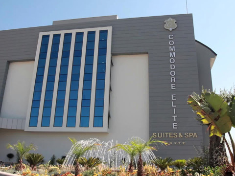 Commodore Elite Suites