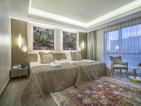 CONCORDE LUXURY RESORT