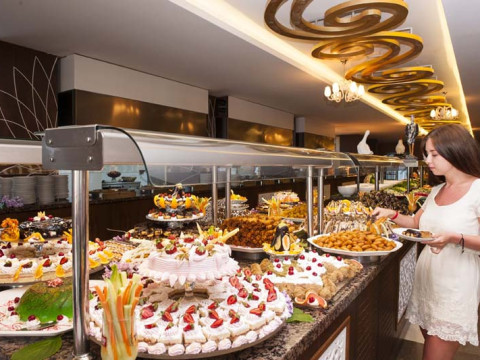 CONCORDIA CELES HOTEL