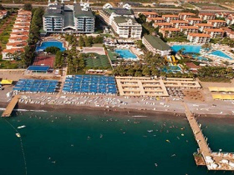 CONCORDIA CELES HOTEL