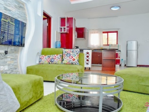 COOL BREEZE BEACHFRONT APARTMENTS