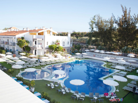 Coral Compostela Beach Golf