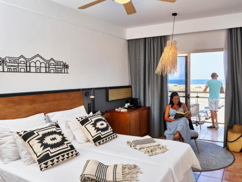 Coral Cotillo Beach