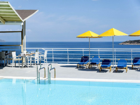 Coral Hotel (Adult Only)