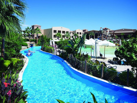 Coral Sea Aqua Club Resort