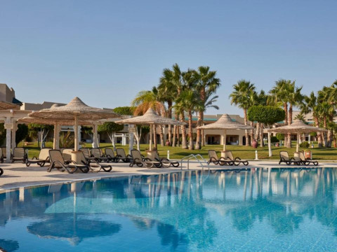 CORAL SEA HOLIDAY RESORT