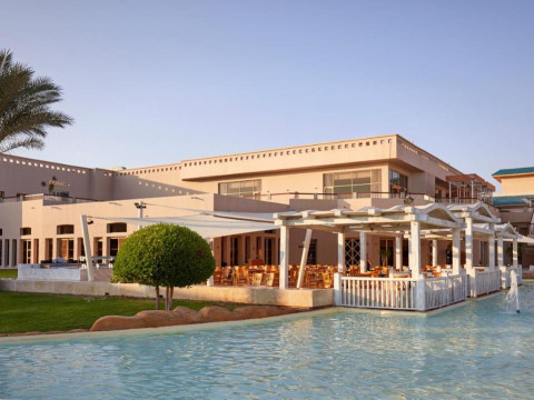 CORAL SEA HOLIDAY RESORT