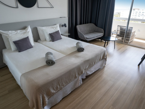 Coral Suites & Spa