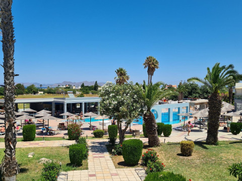 Corali Hotel & Apartments