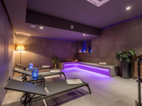 Cornaro Hotel