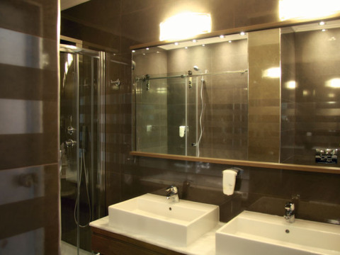 Cosmopolitan & SPA Hotel