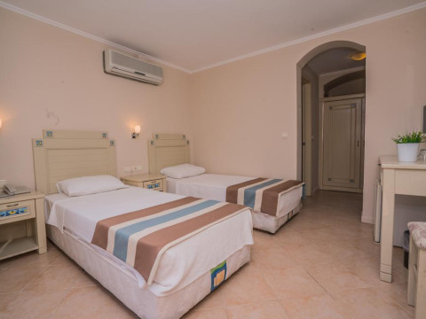 COSTA SARIYAZ HOTEL