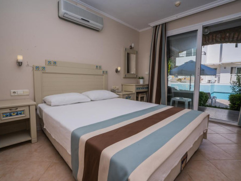 COSTA SARIYAZ HOTEL