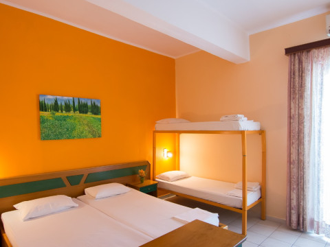 Costas Beach Hotel