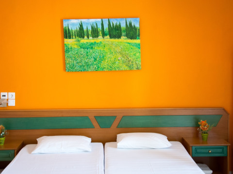 Costas Beach Hotel