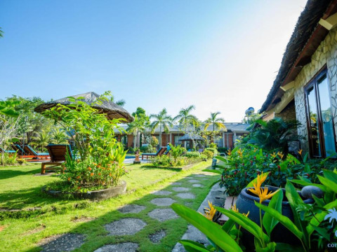 Cottage Village