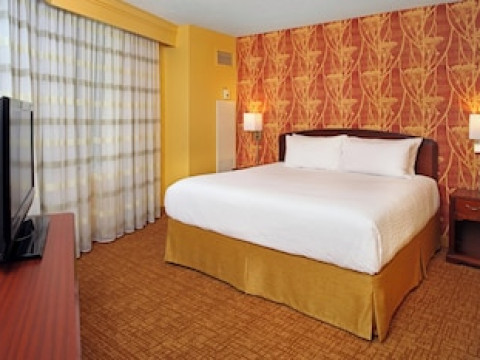 COURTYARD BY MARRIOTT BALTIMORE DOWNTOWN/INNER HARBOR