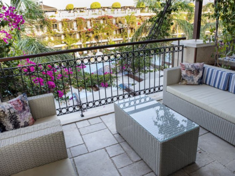 CRATOS PREMIUM HOTEL & CASINO