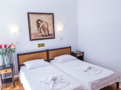 CRETA AQUAMARINE HOTEL ( EX. CRETA RESIDENCE)