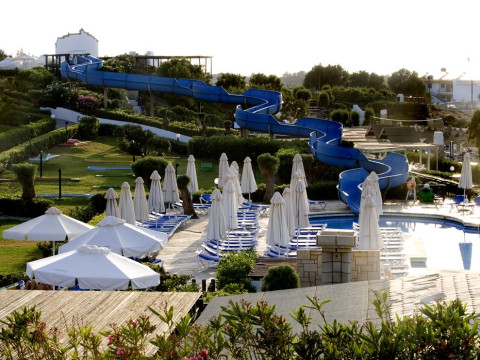 ALDEMAR CRETAN VILLAGE FAMILY RESORT - ANISSARAS (RO)