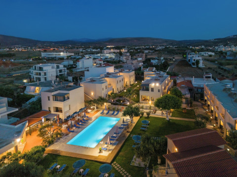 CRETECO HOTEL & SUITES