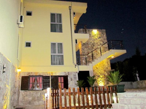 Crnogorska-kuća