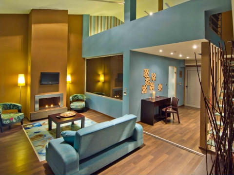 Cronwell Platamon Resort