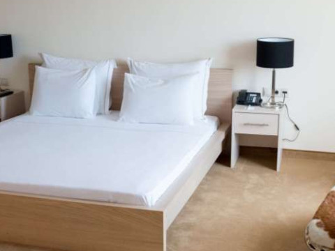 Cronwell Platamon Resort