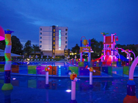 Cronwell Platamon Resort