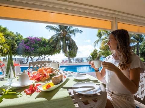 Crown Beach Hotel Seychelles