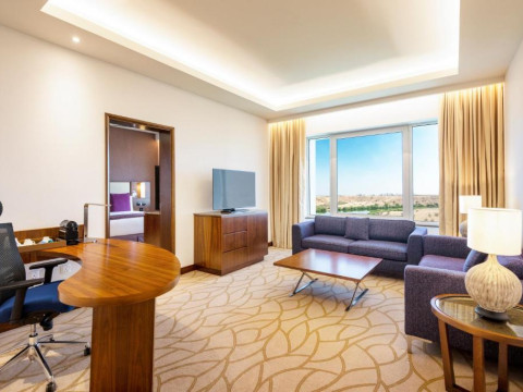 Crowne Plaza Muscat OCEC