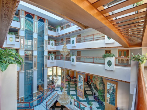 CROWNE PLAZA RESORT