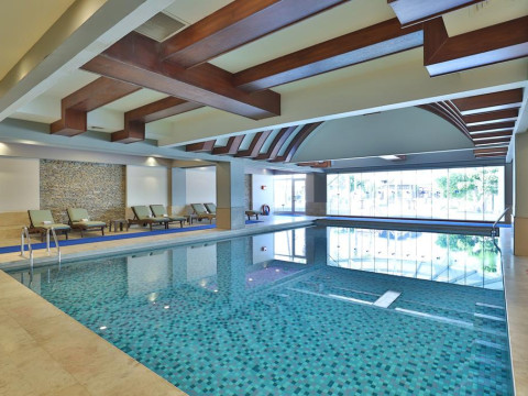 CRYSTAL FAMILY SPECIAL ROOM
