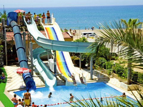 CRYSTAL SUNSET LUXURY RESORT & SPA