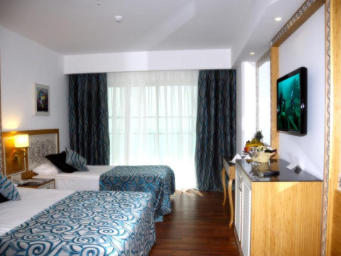 Crystal Waterworld Resort & Spa