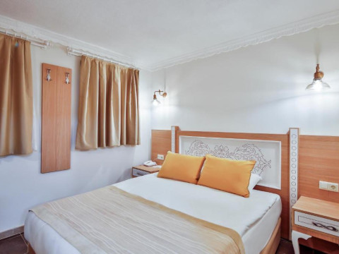 Hotel Crystal World Of Colours Comfort Collection