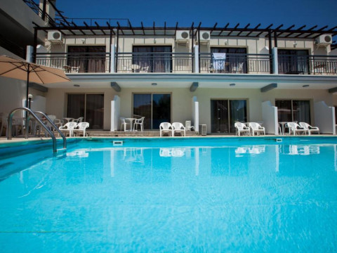 Crystallo Apartments