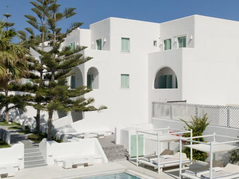 Daedalus Hotel