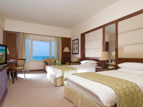 DANAT JEBEL DHANA RESORT