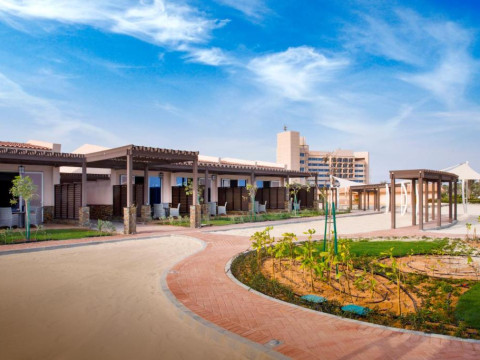 DANAT JEBEL DHANA RESORT