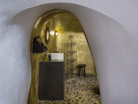 Dandy Cave Villa